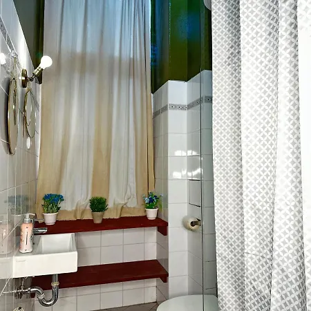 In Attraktiver Und Zentraler Lage ברלין